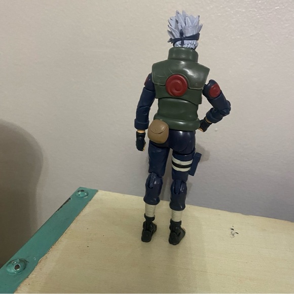 Bandai Ultimate Legends - Naruto 5" Hatake Kakashi Action Figure - Picture 6 of 8